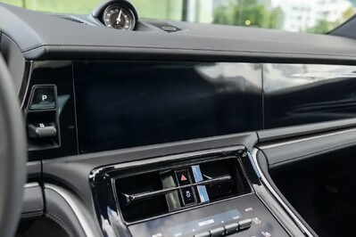Porsche Panamera 4