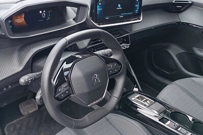 Peugeot 208 e-208 Allure Pack