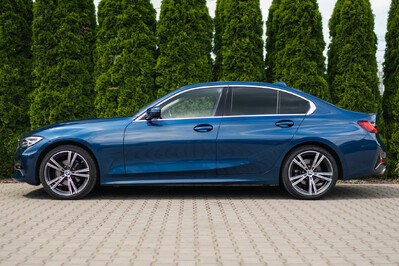 BMW Seria 3 320d xDrive Luxury Line