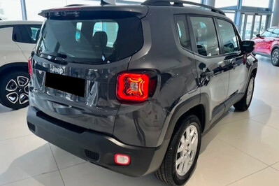 Jeep Renegade Altitude 1.5 T4 mHEV DCT