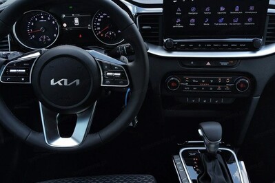 Kia Ceed 1.5 T-GDI Tribute DCT