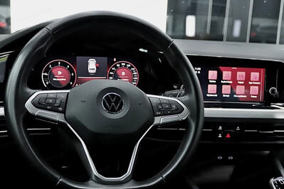 Volkswagen Golf VIII 2.0 TDI Life