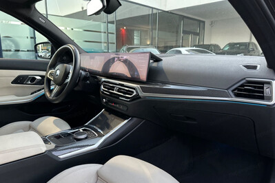 BMW Seria 3 Touring 330e xDrive M Sport