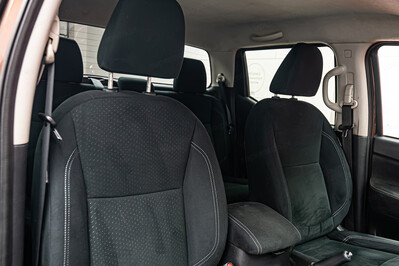 Nissan Navara 2.3 dCi Tekna