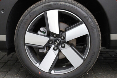 Hyundai Santa Fe 7.os Platinum 4WD 1.6 T-GDI PHEV