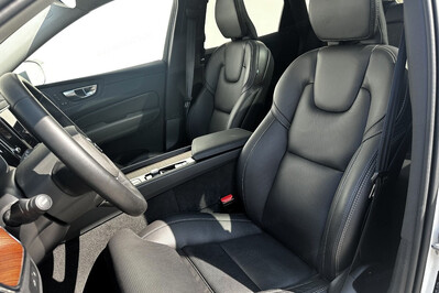 Volvo XC60 T8 Plug-In Hybrid AWD Plus Bright aut