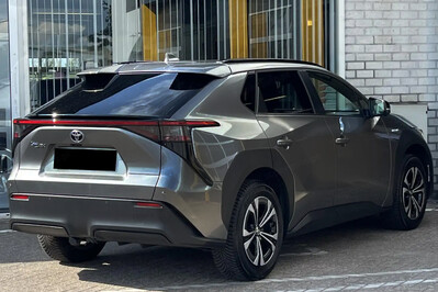 Toyota bZ4X Prestige 4x2 Electric
