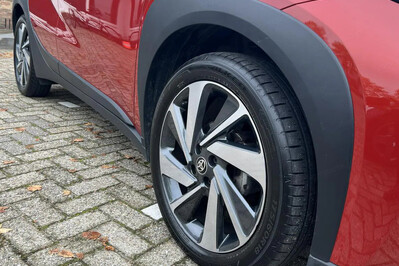 Toyota Aygo X Executive 1.0 benzyna