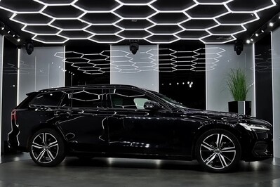 Volvo V60 B3 B R-Design aut