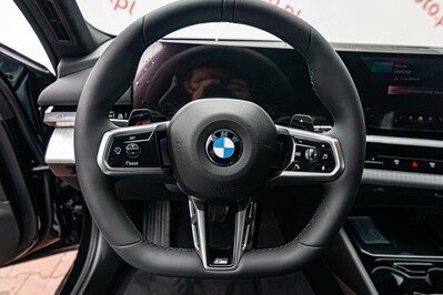 BMW Seria 5 Touring 520d xDrive M Sport