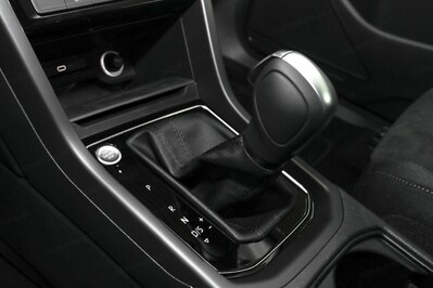 Volkswagen Touran Highline 1.5 TSI EVO DSG