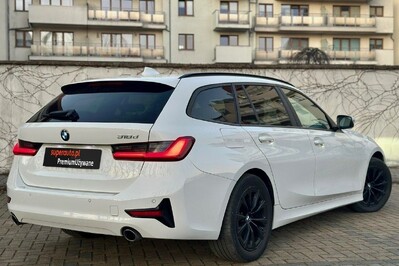 BMW Seria 3 Touring 318d Sport Line