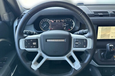 Land Rover Defender 110 3.0 D200 S