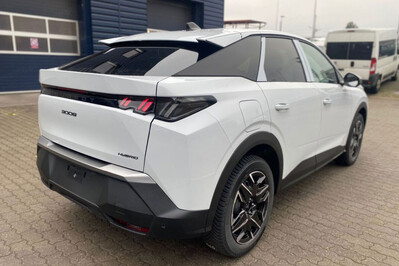 Peugeot 3008 Allure e-DCS 1.2 mHEV