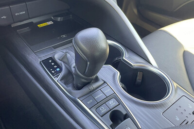 Toyota Camry Executive CVT