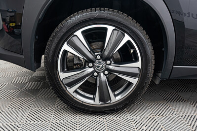 Lexus UX 200 2.0 2WD