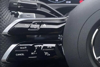 Mercedes E Klasa 220 d 4-Matic AMG 9G-Tronic