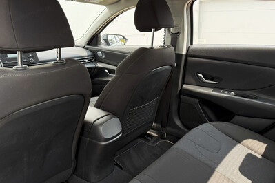 Hyundai Elantra 1.6 Modern CVT