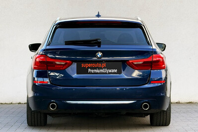 BMW Seria 5 Touring 520d xDrive Luxury Line