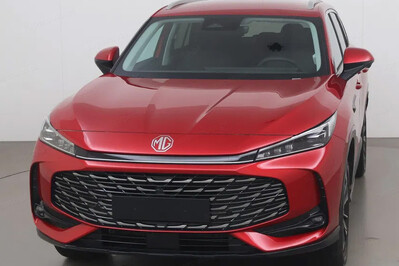 MG HS Exclusive 1.5 AT