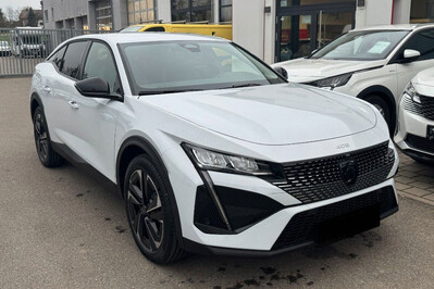 Peugeot 408 Allure e-DCS 1.2 mHEV