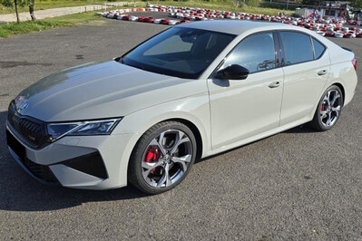 Skoda Octavia RS 2.0 TSI DSG