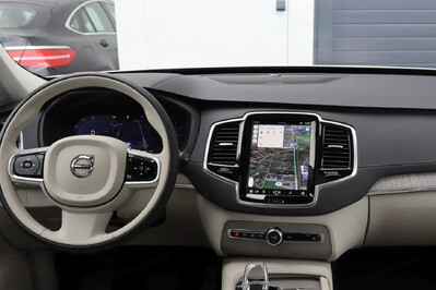 Volvo XC90 B5 B AWD Plus Bright 7os aut