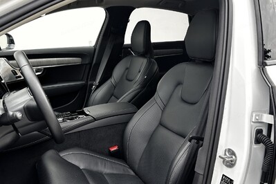 Volvo S90 T8 AWD Plug-In Hybrid Ultimate Dark aut