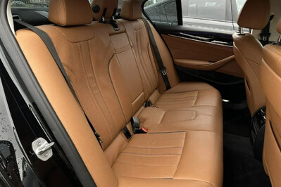 BMW Seria 5 520d xDrive Luxury Line