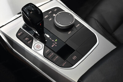 BMW Seria 3 330i Luxury Line aut