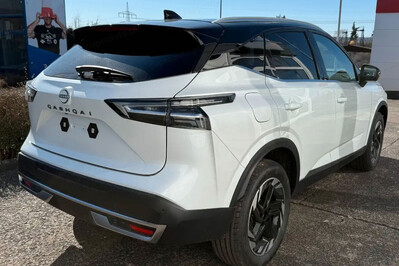 Nissan Qashqai N-Connecta Xtronic 4x4  1.3 DIG-T mHEV