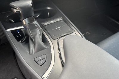 Lexus UX 200 GPF F Impression 2WD