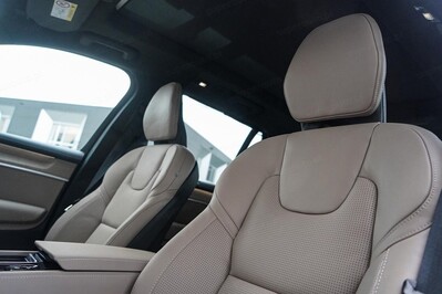 Volvo XC90 T8 AWD Plug-In Hybrid Plus Bright 7os