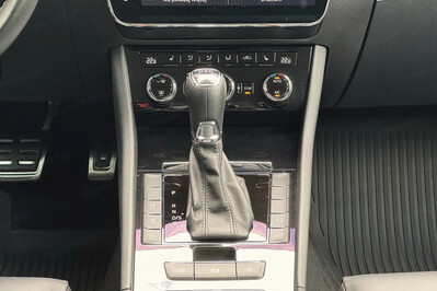 Skoda Superb 2.0 TDI SCR 4x4 L&K DSG