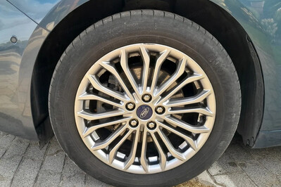 Ford Mondeo 2.0 Hybrid Titanium
