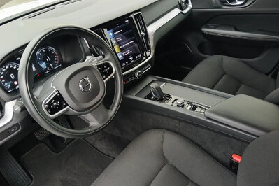 Volvo V60 B3 B Momentum Pro aut