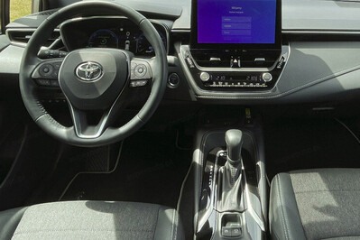 Toyota Corolla 1.8 Hybrid Style