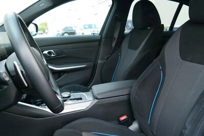 BMW Seria 3 318i M Sport aut