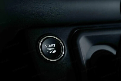 Land Rover Defender 110  D300 X-Dynamic HSE