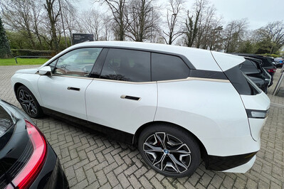 BMW iX M60