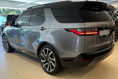 Land Rover Discovery V D250  Dynamic SE