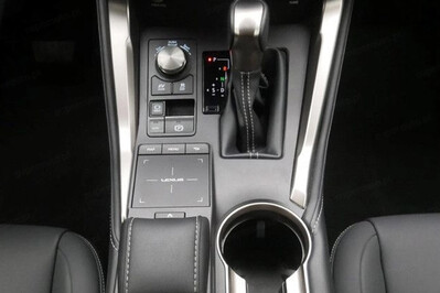 Lexus NX 300h AWD