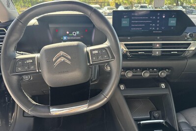 Citroen C4 e-C4 EV136 50kWh Shine