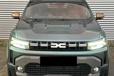 Dacia Duster Extreme 1.6 Full Hybrid