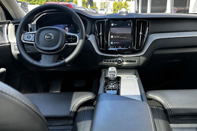 Volvo XC60 B5 B AWD Ultra Dark aut