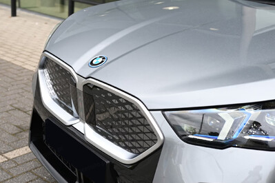 BMW iX2 eDrive20