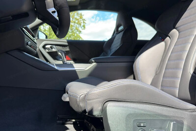 BMW Seria 2 M2