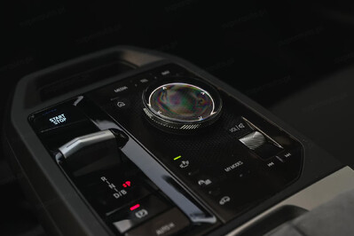 BMW iX xDrive45