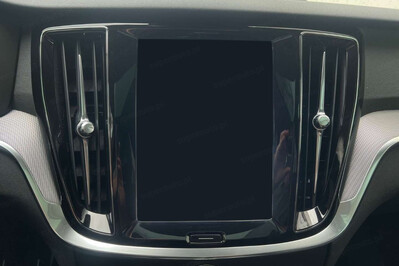 Volvo V60 T6 AWD Plug-In Hybrid Plus Dark