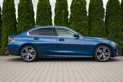 BMW Seria 3 320d xDrive Luxury Line